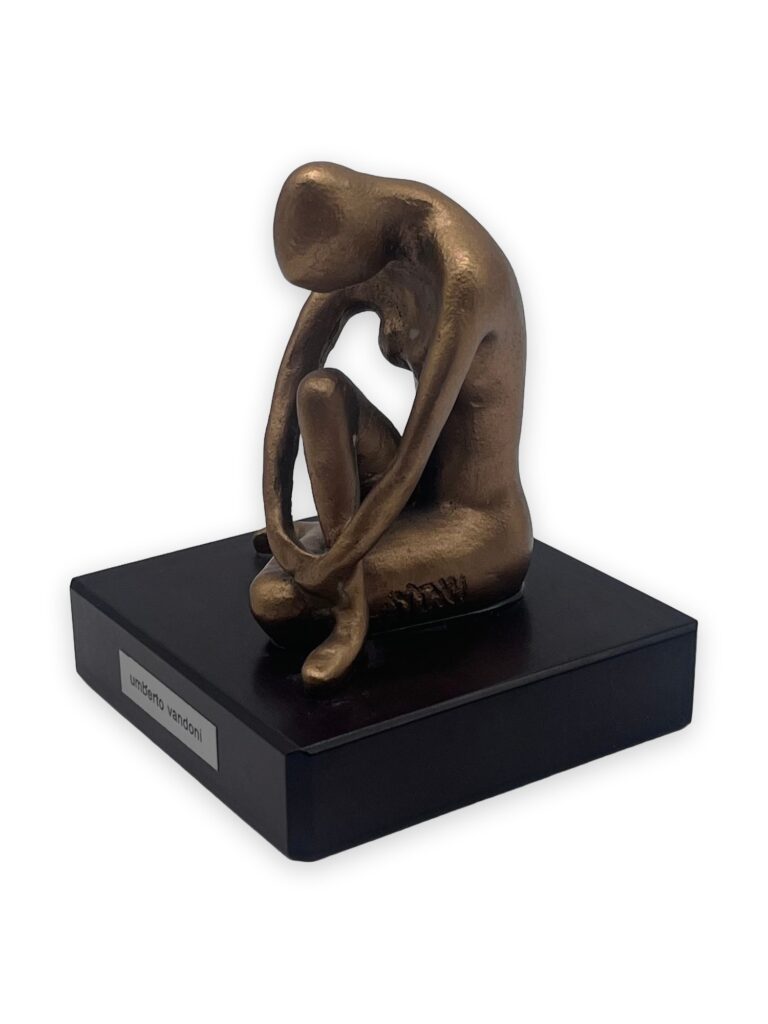 Ballerina piccola, patina oro, h11cm
