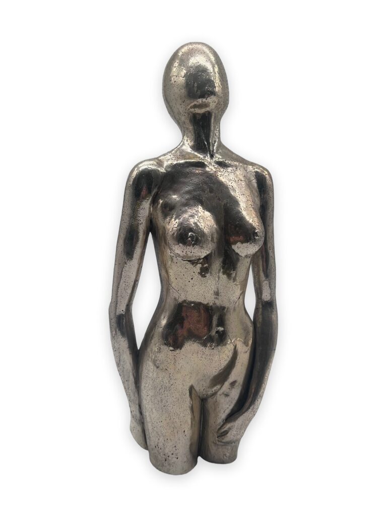 Fanciulla al sole, 12x8x29cm, pat argento