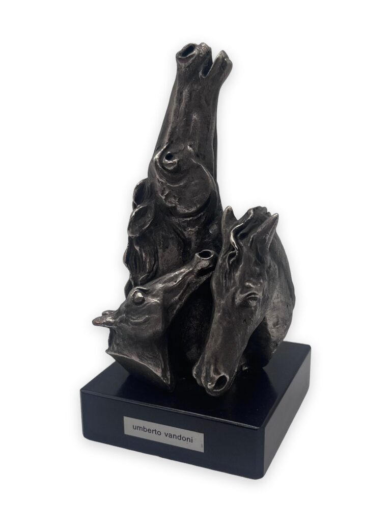 Il nitrito, similmarmo pat bronzo, cm17