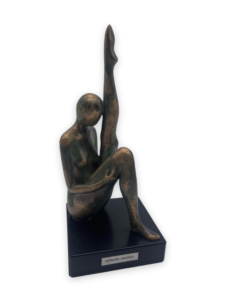 L'allieva, 11x11x24cm, similmarmo pat bronzo